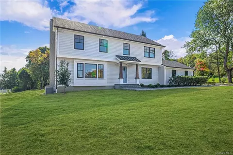 3 Barlow Ct, Amawalk, NY 10501