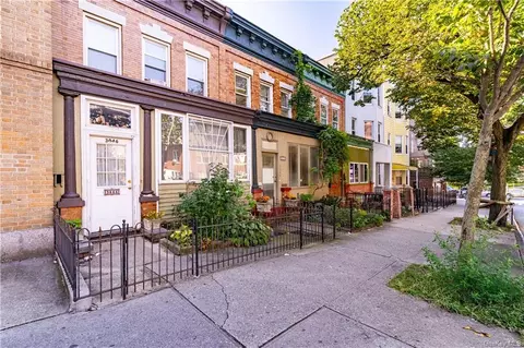 3044 Bainbridge Ave, New York, NY 10467