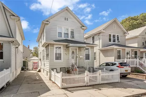 3188 Parsifal Pl, Bronx, NY 10465