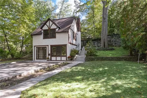 337 N State Rd, Briarcliff Manor, NY 10510