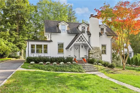 26 Woodland Ave, Bronxville, NY 10708