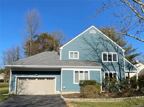 3 Berkley Ct, Briarcliff Manor, NY 10510