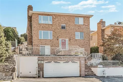 152 Bennett Ave, Yonkers, NY 10701