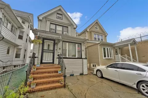 91-21 173rd St, New York, NY 11432