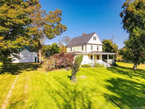 118 County Route 1, Warwick, NY 10990