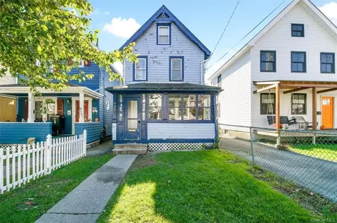 925 Constant Ave, Peekskill, NY 10566