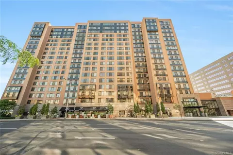 4 Martine Ave #1108, White Plains, NY 10606