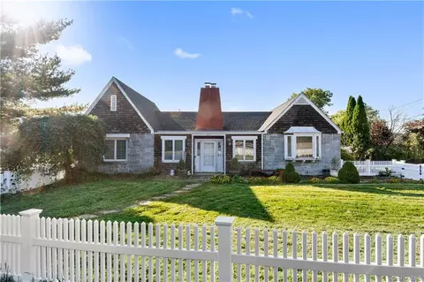 300 S Ridge St, Rye, NY 10573