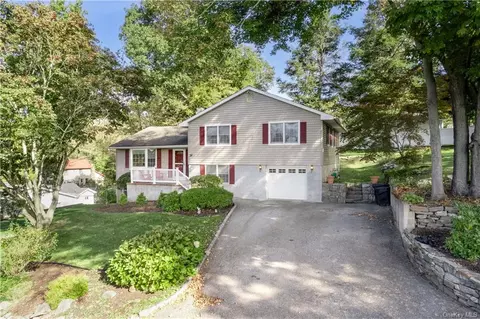 14 Wright Rd, Yorktown Heights, NY 10598
