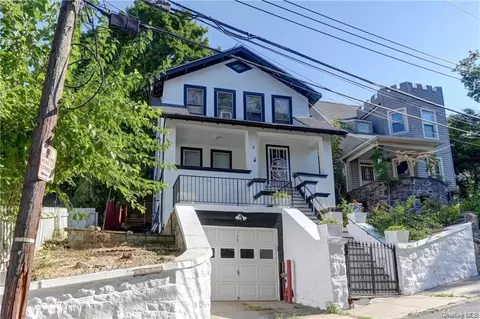 3 Prospect Dr, Yonkers, NY 10705