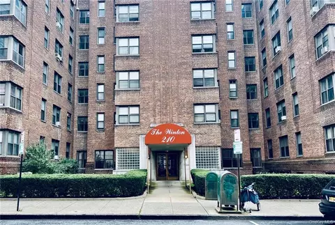 210 Martine Ave #1C, White Plains, NY 10601
