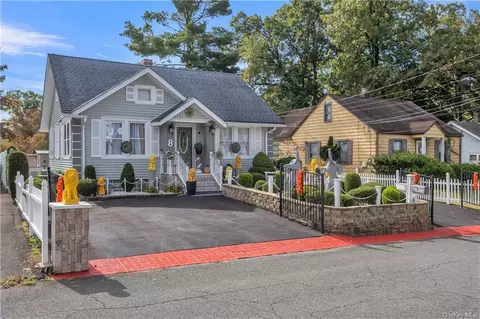 8 Seabird Ave, Ramapo, NY 10977