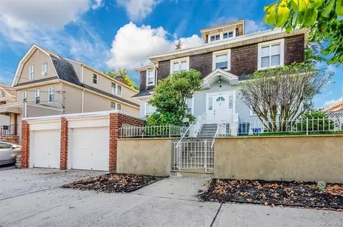 937 Hollywood Ave, Bronx, NY 10465