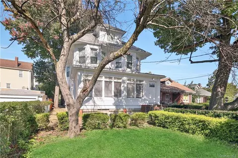 189 Pelham Rd, New Rochelle, NY 10805