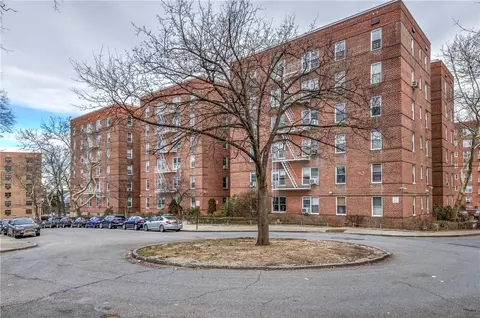 19 Abeel St #2D, Yonkers, NY 10705
