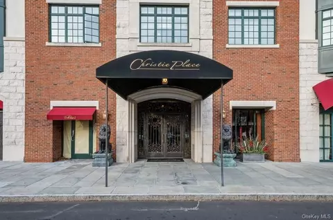 1 Christie Pl #305E, Scarsdale, NY 10583