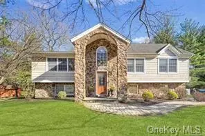 12 Sterling Forest Ln, Ramapo, NY 10901