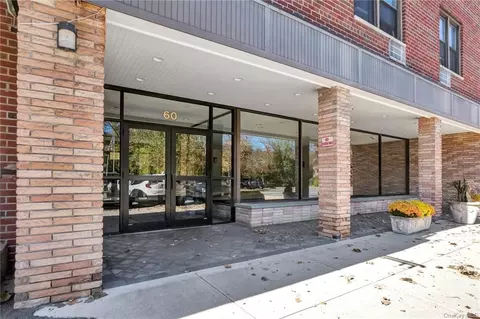 60 Barker St #519, Mount Kisco, NY 10549