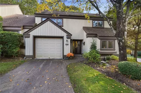 606 Heritage Hls #F, Somers, NY 10589