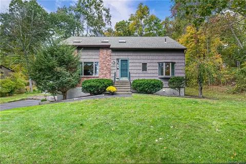 28 Great Bear Rd, Holmes, NY 12531