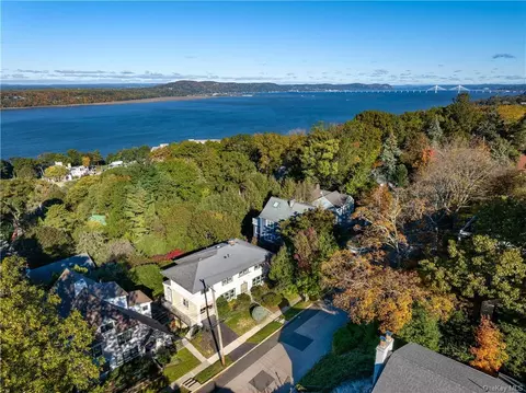 249 Palisade Ave, Greenburgh, NY 10522