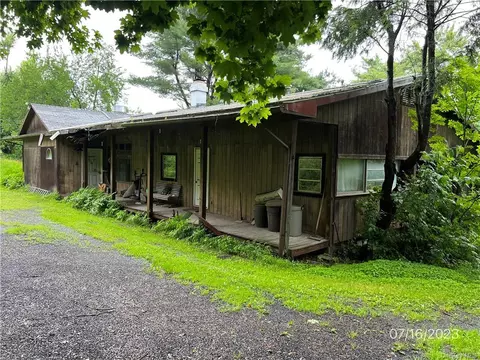 250 Sawkill Rd, Ulster, NY 12401