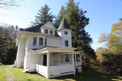 766 Hessinger Lare Rd, Roscoe, NY 12776