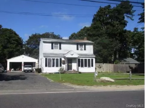 25 Ludlam Ave Fka 25 L, Flanders, NY 11901