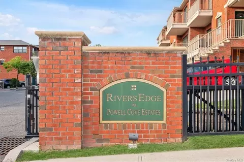 219 Constitution Pl #B, College Point, NY 11356
