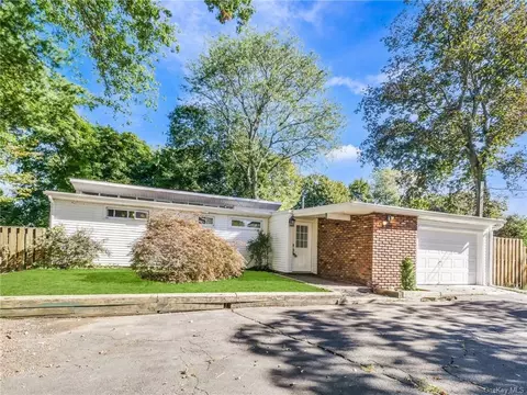 172 E Railroad Ave, West Haverstraw, NY 10993