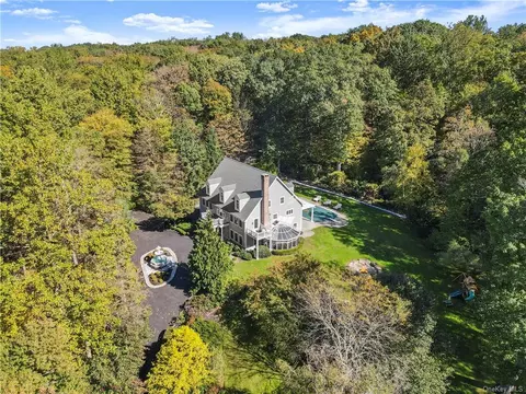 28 Green Valley Rd, North Castle, NY 10504