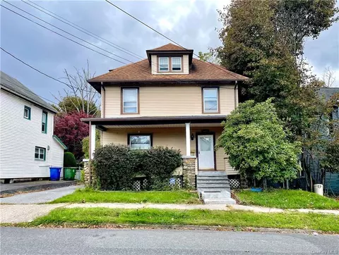 145 N Beacon St, Middletown, NY 10940