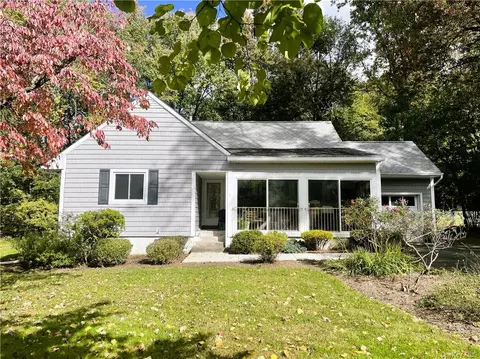 3 Borger Pl, Orangetown, NY 10965
