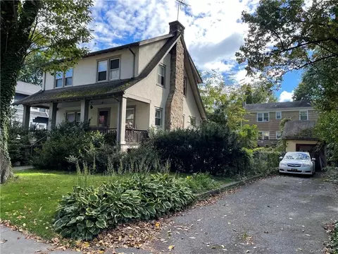 59 Myrtle Blvd, Larchmont, NY 10538