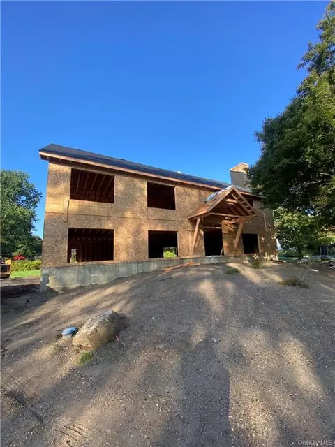 399 Brewster Hill Rd, Southeast, NY 10509