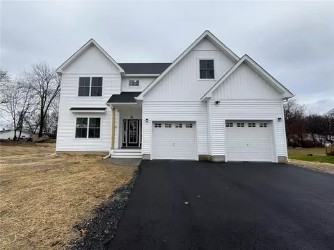 50 Pine Grove Rd, Mount Hope, NY 10940