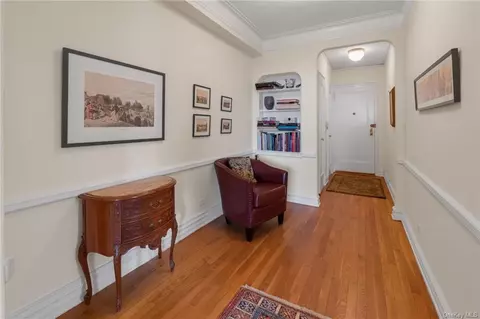 1 Bronxville Rd #6E, Yonkers, NY 10708