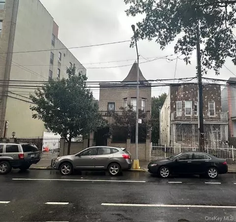 1305 Hoe Ave, Bronx, NY 10459