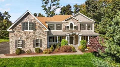 2 Birch Hill Rd, Greenburgh, NY 10583