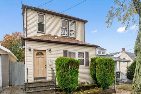 28 Horatio St, Yonkers, NY 10710