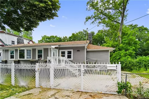 308 Stephens Ave, Bronx, NY 10473