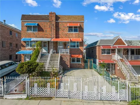 2939 Laconia Ave, Bronx, NY 10469