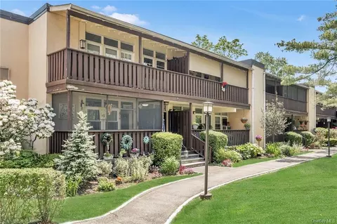 95 Wiltshire Rd #C3, New Rochelle, NY 10583