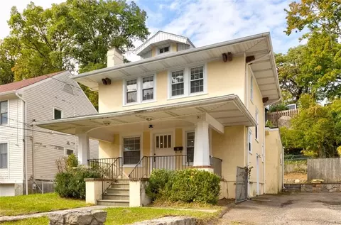 29 Aka 31 Lefferts Rd, Yonkers, NY 10705
