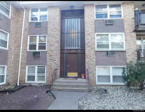 242 Kearsing Pkwy #B, Ramapo, NY 10952