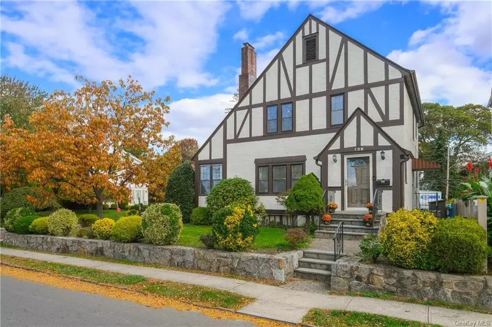 138 Park Ave, Eastchester, NY 10709 21 Photos Movoto