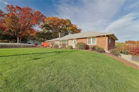 354 Union Ave, New Windsor, NY 12553