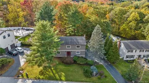 44 Riverglen Dr, Thiells, NY 10984
