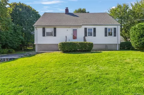 48 Prospect Ave, Greenburgh, NY 10502