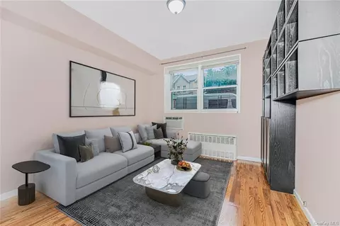 1750 E 14 St E #L4, Brooklyn, NY 11229